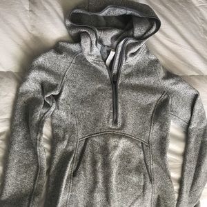 Lululemon 1/4 zip sz 8